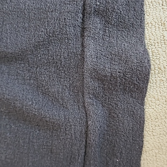 J.Cre size M Faux Wrap Top - Picture 6 of 9